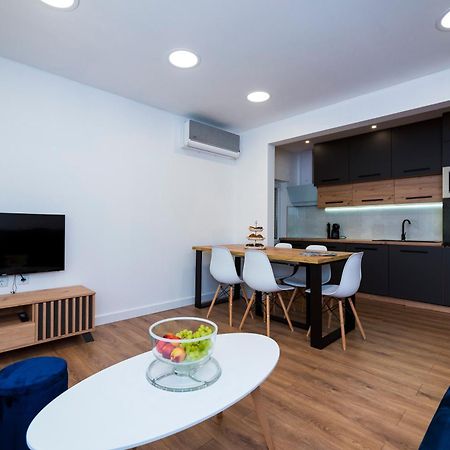 M&M Pelivan Apartments Solin Exteriér fotografie