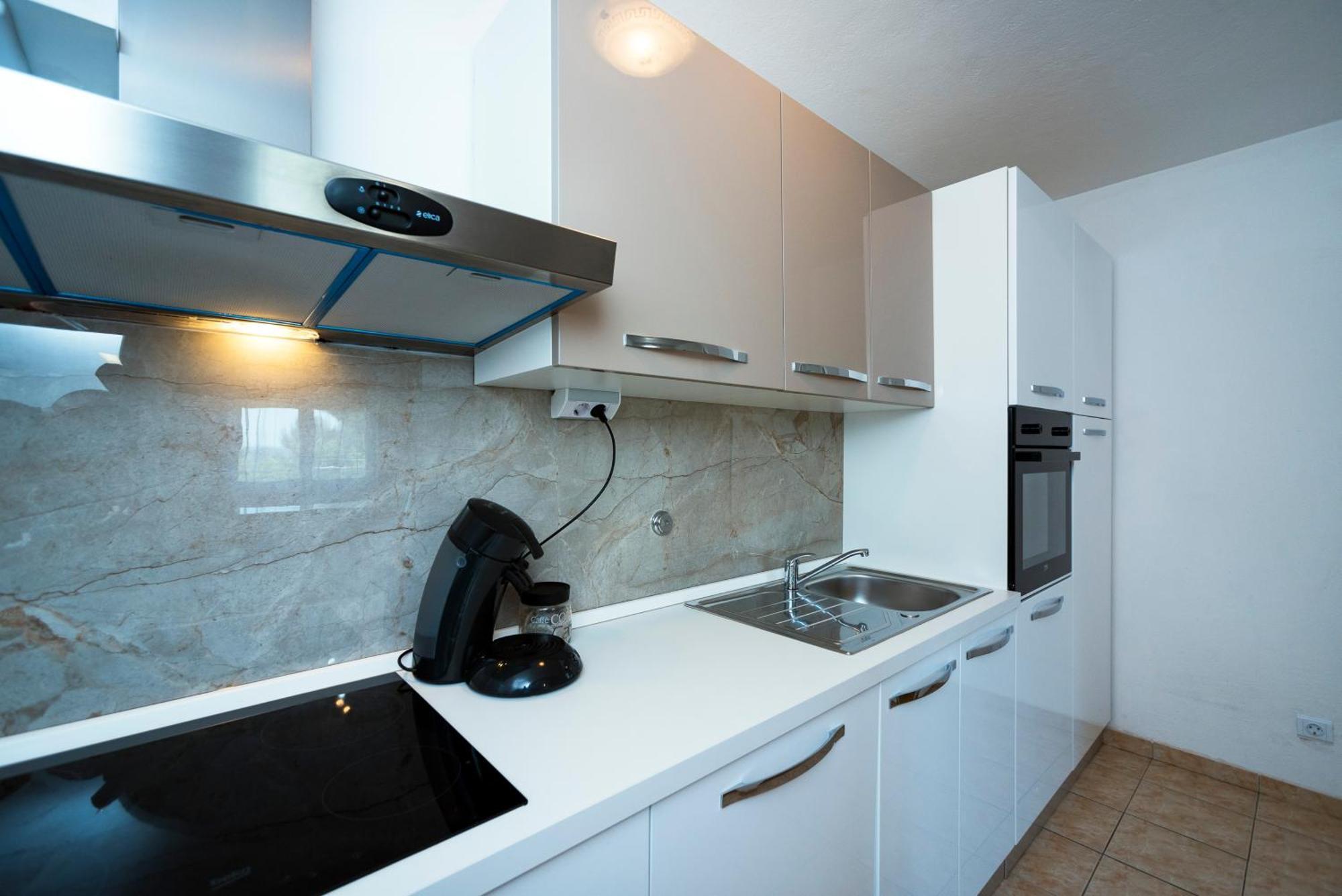 M&M Pelivan Apartments Solin Exteriér fotografie