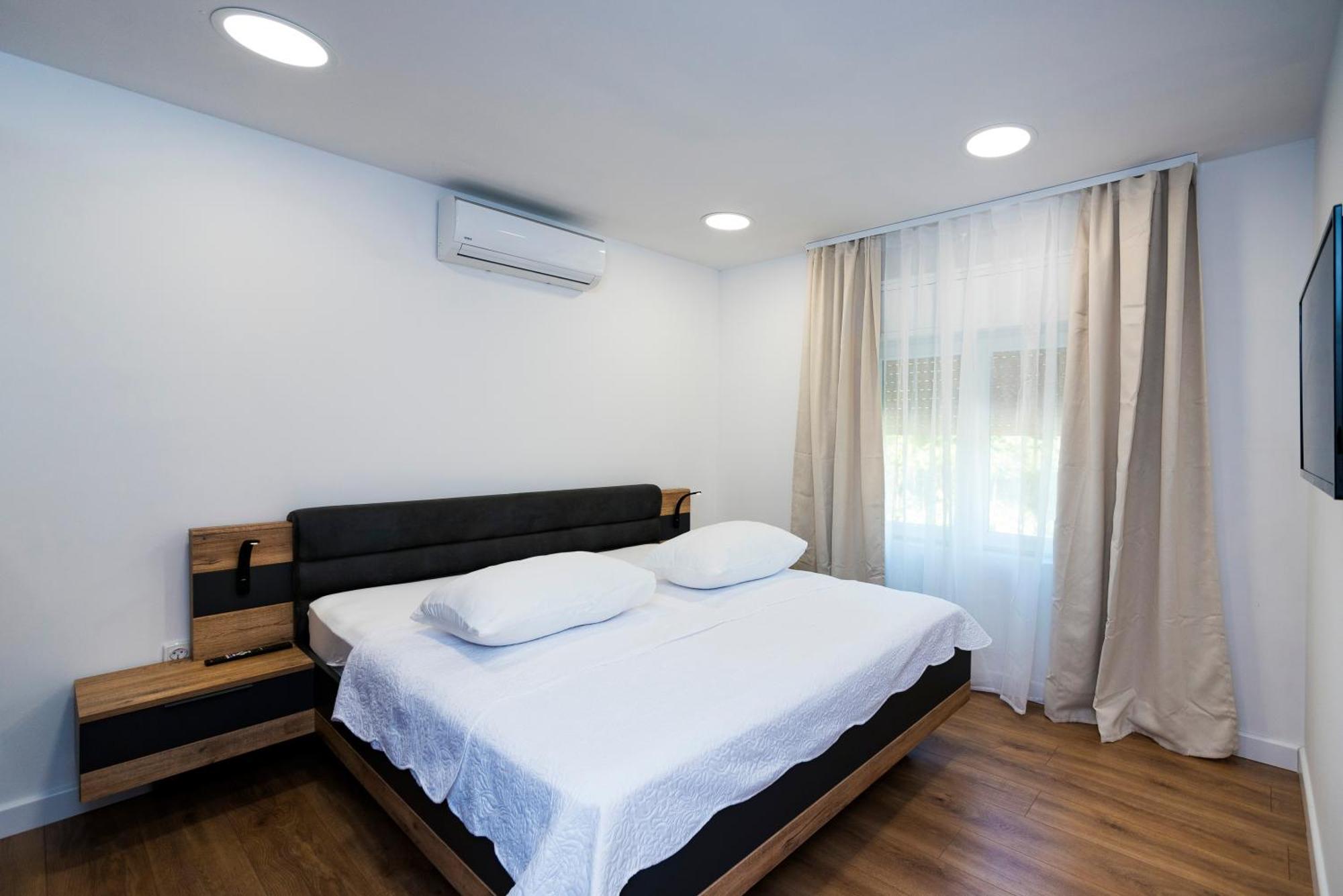 M&M Pelivan Apartments Solin Exteriér fotografie