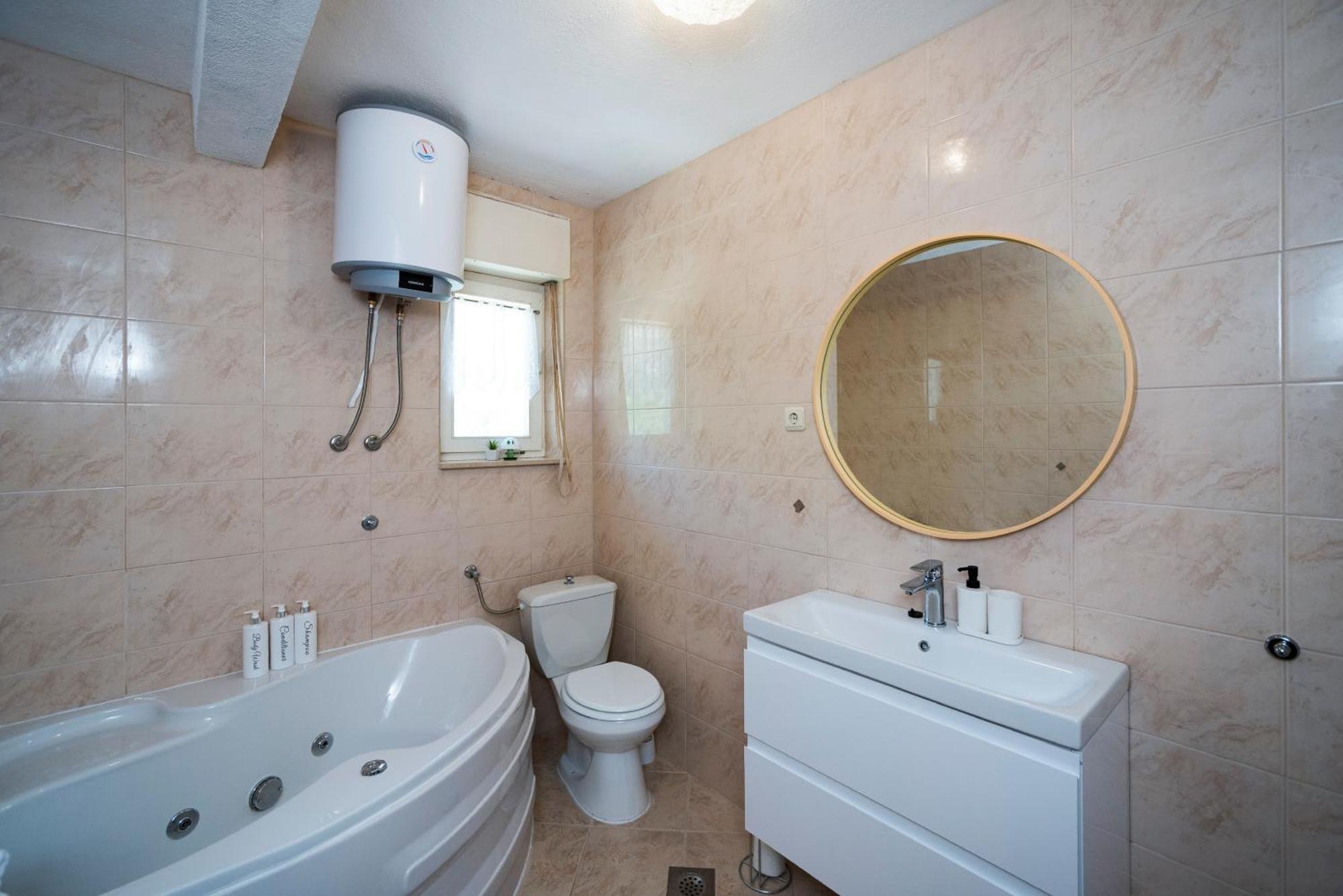 M&M Pelivan Apartments Solin Exteriér fotografie